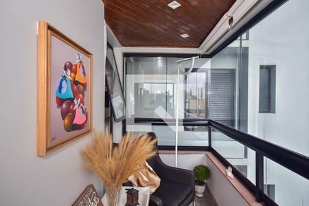 Apartamento à venda com 186m², 3 quartos e 3 vagas Apartamento à venda com 186m², 3 quartos e 3 vagasVaranda