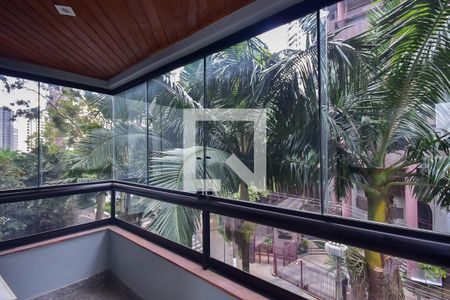 Apartamento à venda com 186m², 3 quartos e 3 vagas Apartamento à venda com 186m², 3 quartos e 3 vagasVaranda da Suíte 3