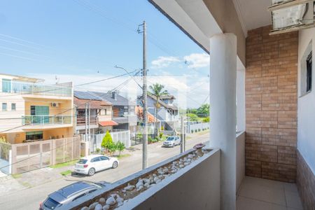 Casa à venda com 255m², 4 quartos e 2 vagasVaranda do quarto 3