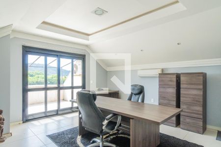 Casa à venda com 255m², 4 quartos e 2 vagasEscritório