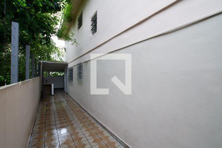 Casa à venda com 150m², 2 quartos e 2 vagas Casa à venda com 150m², 2 quartos e 2 vagasÁrea externa