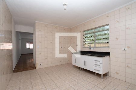Casa à venda com 150m², 2 quartos e 2 vagas Casa à venda com 150m², 2 quartos e 2 vagasCozinha
