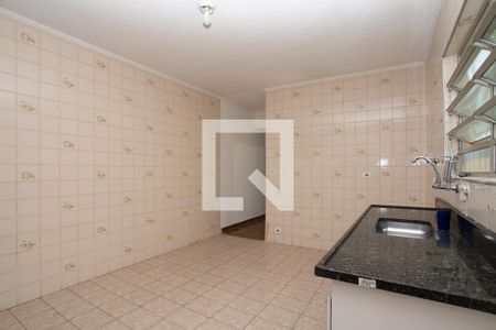 Casa à venda com 150m², 2 quartos e 2 vagas Casa à venda com 150m², 2 quartos e 2 vagasCozinha