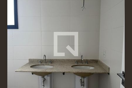 Apartamento à venda com 105m², 3 quartos e 2 vagasBanheiro da Suíte 2