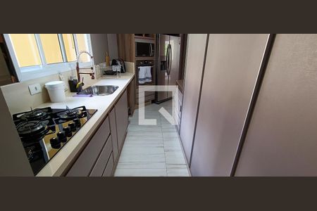 Apartamento à venda com 116m², 3 quartos e 2 vagas Apartamento à venda com 116m², 3 quartos e 2 vagasCozinha