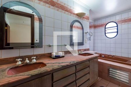 Apartamento à venda com 300m², 3 quartos e 3 vagasBanheiro