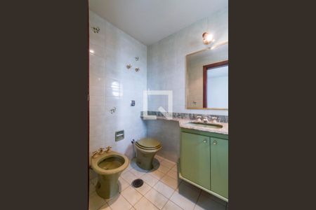 Apartamento à venda com 300m², 3 quartos e 3 vagasBanheiro