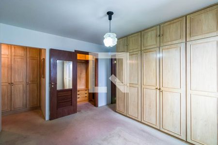 Apartamento à venda com 300m², 3 quartos e 3 vagasQuarto 