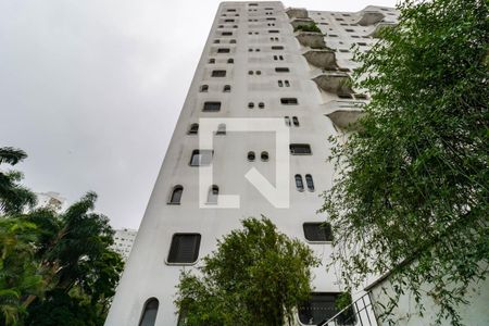 Apartamento à venda com 300m², 3 quartos e 3 vagasFachada