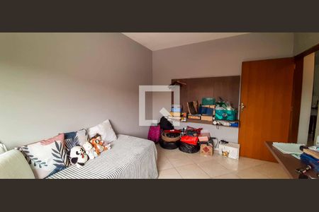 Casa à venda com 216m², 6 quartos e 4 vagas Casa à venda com 216m², 6 quartos e 4 vagasCasa 2 - Quarto 2