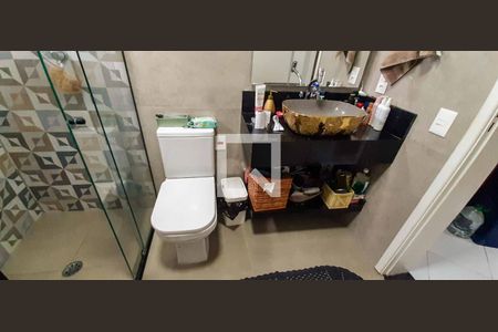 Casa à venda com 216m², 6 quartos e 4 vagas Casa à venda com 216m², 6 quartos e 4 vagasCasa 1 - Banheiro da Suíte 1