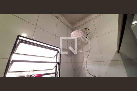 Casa à venda com 216m², 6 quartos e 4 vagas Casa à venda com 216m², 6 quartos e 4 vagasCasa 2 - Banheiro