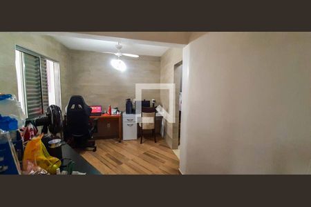 Casa à venda com 216m², 6 quartos e 4 vagas Casa à venda com 216m², 6 quartos e 4 vagasCasa 1 - Suíte 2