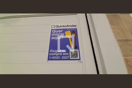 Casa à venda com 216m², 6 quartos e 4 vagas Casa à venda com 216m², 6 quartos e 4 vagasPlaca QA Instalada