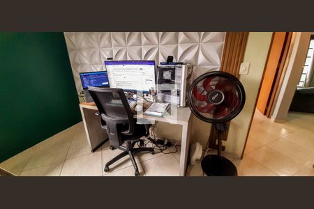 Casa à venda com 216m², 6 quartos e 4 vagas Casa à venda com 216m², 6 quartos e 4 vagasCasa 2 - Quarto 1