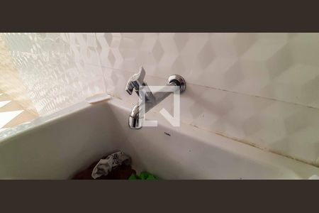 Casa à venda com 216m², 6 quartos e 4 vagas Casa à venda com 216m², 6 quartos e 4 vagasCasa 1 - Área de Serviço