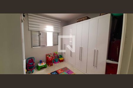 Casa à venda com 216m², 6 quartos e 4 vagas Casa à venda com 216m², 6 quartos e 4 vagasQuarto 2