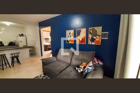 Casa à venda com 216m², 6 quartos e 4 vagas Casa à venda com 216m², 6 quartos e 4 vagasCasa 2 - Sala