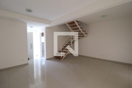 Sala de casa de condomínio para alugar com 3 quartos, 87m² em Engordadouro, Jundiaí