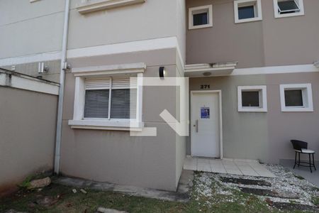 Casa de condomínio para alugar com 87m², 3 quartos e 2 vagasFachada