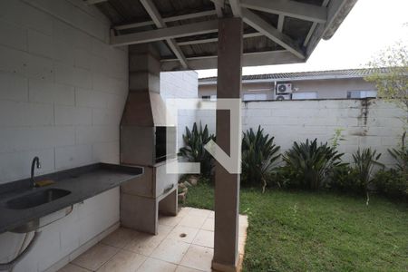 Casa de condomínio para alugar com 87m², 3 quartos e 2 vagasQuintal