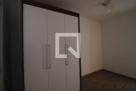 Casa de condomínio para alugar com 87m², 3 quartos e 2 vagasQuarto