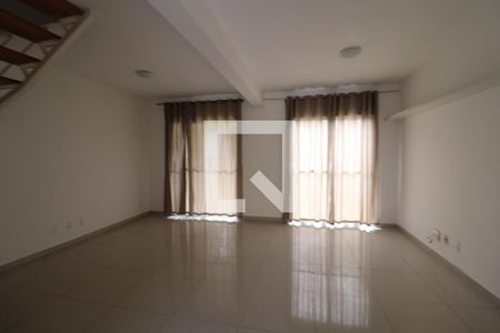 Sala de casa de condomínio para alugar com 3 quartos, 87m² em Engordadouro, Jundiaí