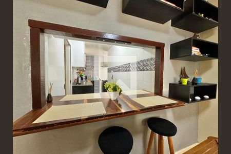 Apartamento à venda com 108m², 3 quartos e 3 vagas Apartamento à venda com 108m², 3 quartos e 3 vagasCozinha e Área de Serviço