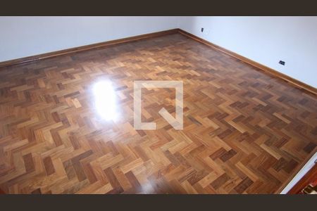 Casa à venda com 400m², 6 quartos e 5 vagas Casa à venda com 400m², 6 quartos e 5 vagasQuarto 2