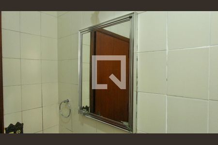 Casa à venda com 400m², 6 quartos e 5 vagas Casa à venda com 400m², 6 quartos e 5 vagasBanheiro 4