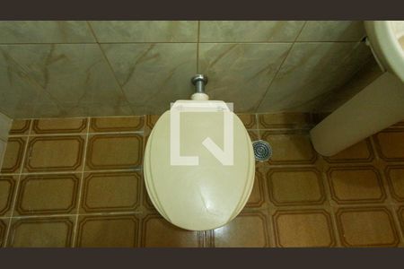 Casa à venda com 400m², 6 quartos e 5 vagas Casa à venda com 400m², 6 quartos e 5 vagasBanheiro 5