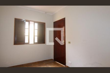 Casa à venda com 400m², 6 quartos e 5 vagas Casa à venda com 400m², 6 quartos e 5 vagasQuarto 6