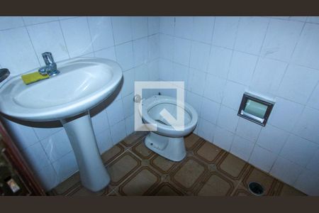 Casa à venda com 400m², 6 quartos e 5 vagas Casa à venda com 400m², 6 quartos e 5 vagasBanheiro 6