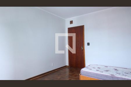 Casa à venda com 400m², 6 quartos e 5 vagas Casa à venda com 400m², 6 quartos e 5 vagasQuarto 3