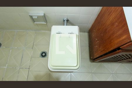 Casa à venda com 400m², 6 quartos e 5 vagas Casa à venda com 400m², 6 quartos e 5 vagasBanheiro 3