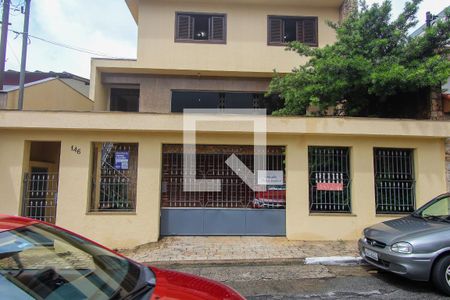 Casa à venda com 400m², 6 quartos e 5 vagas Casa à venda com 400m², 6 quartos e 5 vagasFachada