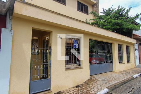 Casa à venda com 400m², 6 quartos e 5 vagas Casa à venda com 400m², 6 quartos e 5 vagasFachada