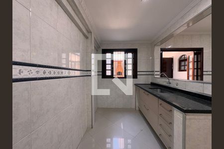 Casa para alugar com 188m², 3 quartos e 2 vagasCozinha