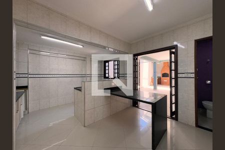 Casa para alugar com 188m², 3 quartos e 2 vagasCozinha