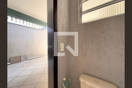 Casa para alugar com 188m², 3 quartos e 2 vagasBanheiro de serviço