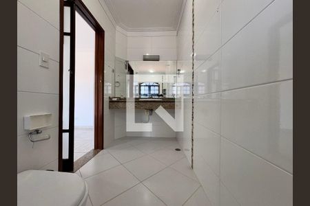 Casa para alugar com 188m², 3 quartos e 2 vagasBanheiro da Suíte