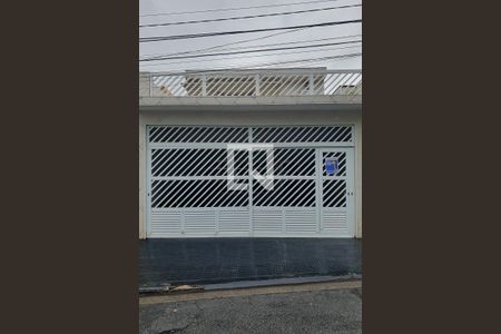 Casa para alugar com 206m², 3 quartos e 2 vagasFachada