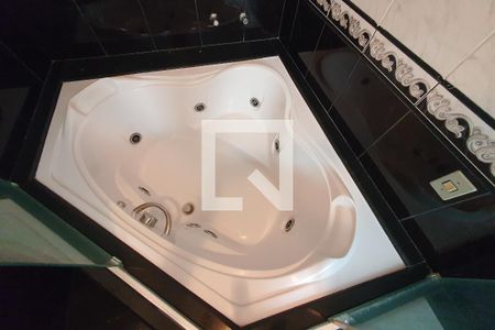 Casa para alugar com 206m², 3 quartos e 2 vagasBanheiro da Suíte