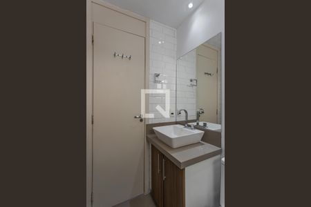 Apartamento à venda com 58m², 2 quartos e 1 vaga Apartamento à venda com 58m², 2 quartos e 1 vagaBanheiro