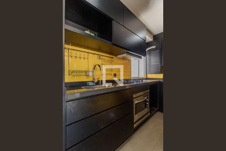 Apartamento à venda com 58m², 2 quartos e 1 vaga Apartamento à venda com 58m², 2 quartos e 1 vagaCozinha e Área de Serviço