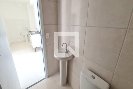 Apartamento para alugar com 36m², 2 quartos e sem vaga Apartamento para alugar com 36m², 2 quartos e sem vagaBanheiro