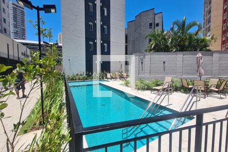 Apartamento para alugar com 36m², 2 quartos e sem vaga Apartamento para alugar com 36m², 2 quartos e sem vagaÁrea comum - Piscina