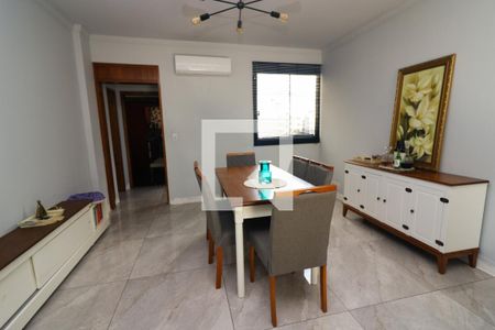 Apartamento para alugar com 135m², 3 quartos e sem vaga Apartamento para alugar com 135m², 3 quartos e sem vagaSala de Jantar