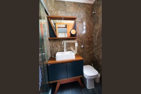 Apartamento para alugar com 135m², 3 quartos e sem vaga Apartamento para alugar com 135m², 3 quartos e sem vagaBanheiro da Suíte