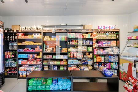 Apartamento para alugar com 24m², 1 quarto e sem vagaMini Mercado